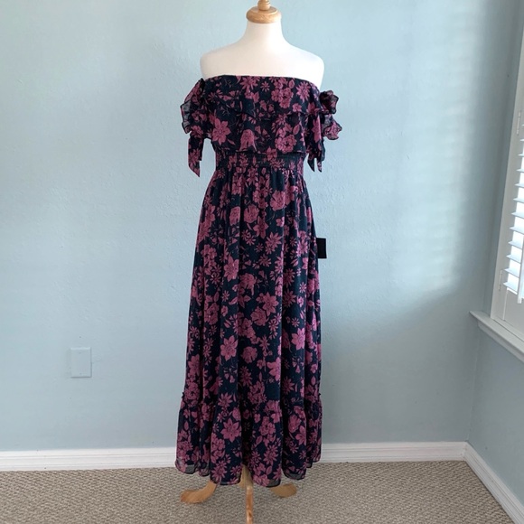 Lulus Love And Blooms Navy Floral Off-the-Shoulder Maxi NWT - Picture 7 of 16